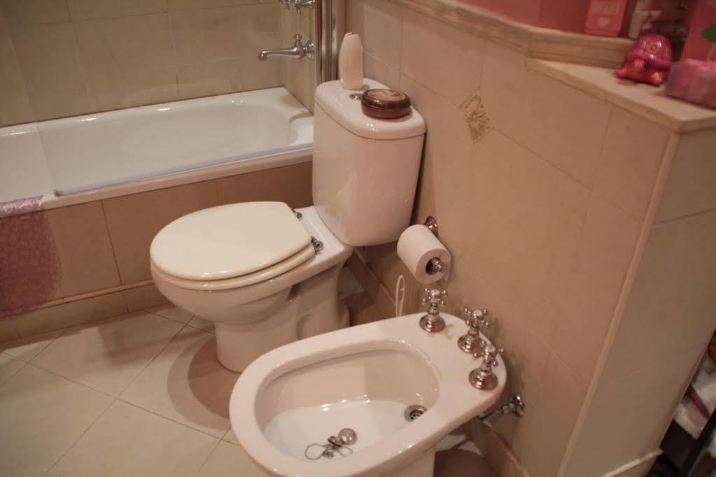 Bed and Breakfast Petit El Vitraux Buenos Aires Exterior foto